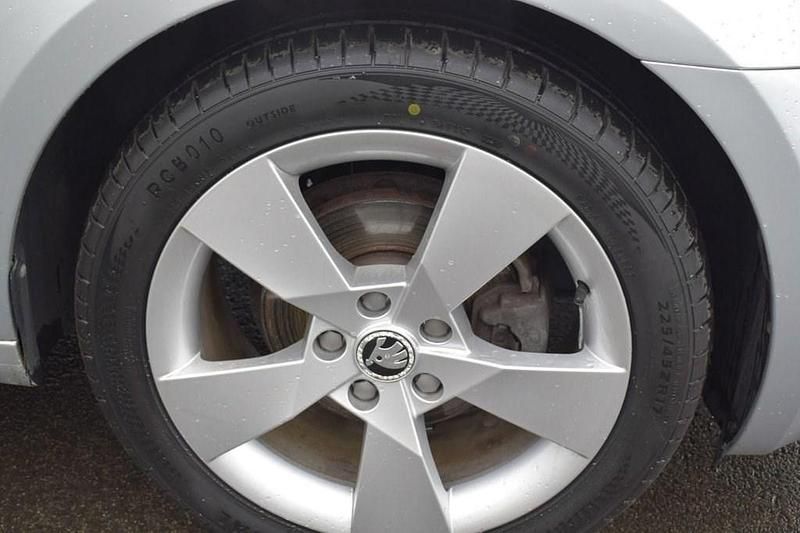 Used Skoda Octavia Sport 110 HP (80 kW) 2017 Silver Hatchback