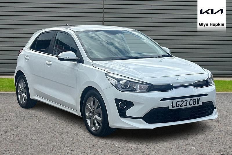 White Used 2023 Kia Rio 3 Hatchback | £18,040 (A bit pricey) - Image 1/4
