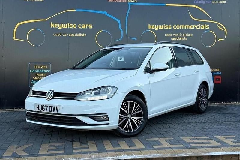 Used VW Golf VII SE 125 HP (91 kW) 2017 White Estate