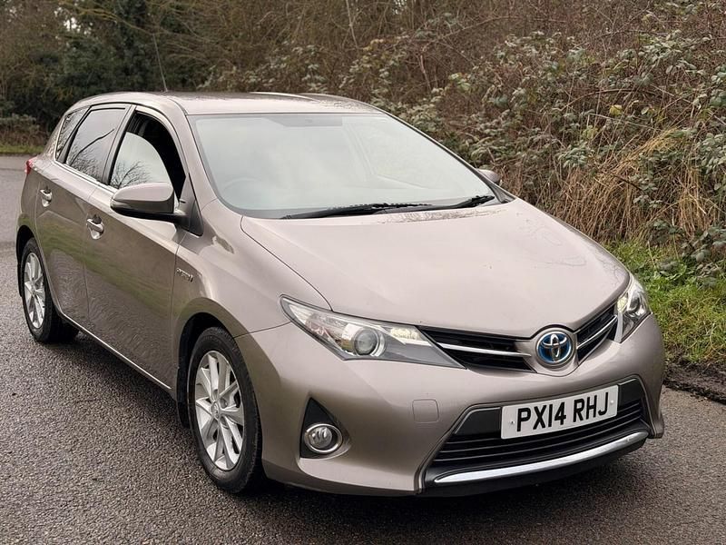 Used Toyota Auris Hybrid 2014 Bronze Hatchback