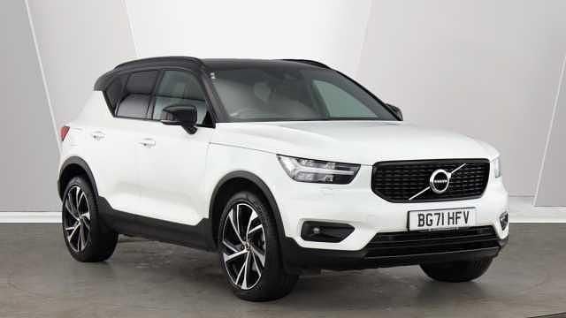 Used 2022 Volvo XC40 R-Design Pro SUV | £23,795 (Good price) - Image 1/4