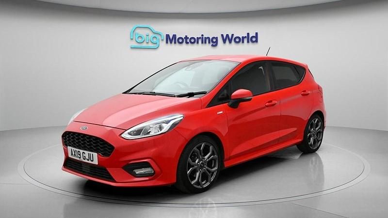 Used Ford Fiesta ST-Line 125 HP (91 kW) 2019 Red Hatchback