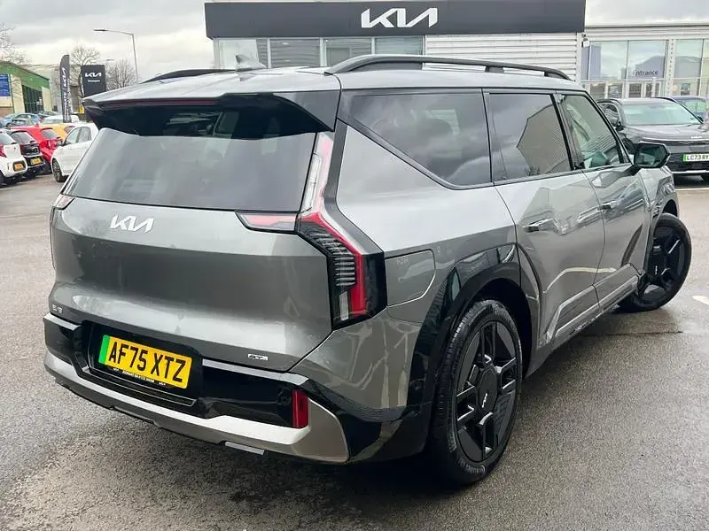 Used Kia EV9 GT-Line S 281 kW (383 HP) 2025 Grey SUV