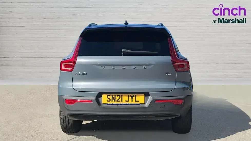 Used Volvo XC40 R-Design 163 HP (119 kW) 2021 Grey SUV