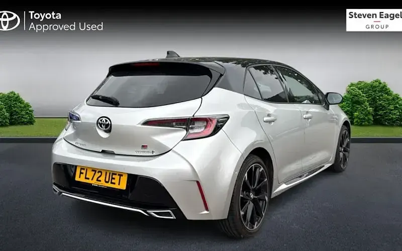 Used Toyota Corolla Sport 184 HP (135 kW) 2022 Silver Hatchback