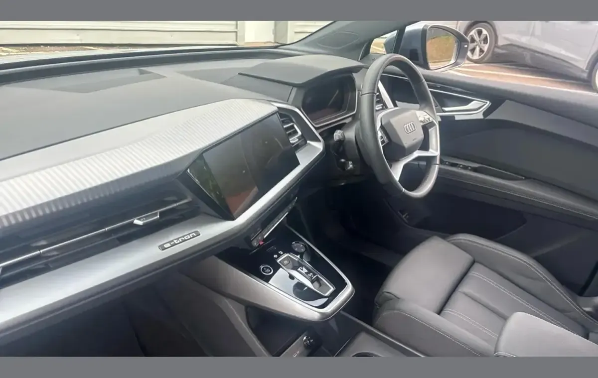 Used Audi Q4 e-tron Sport 150 kW (204 HP) 2025 Blue SUV