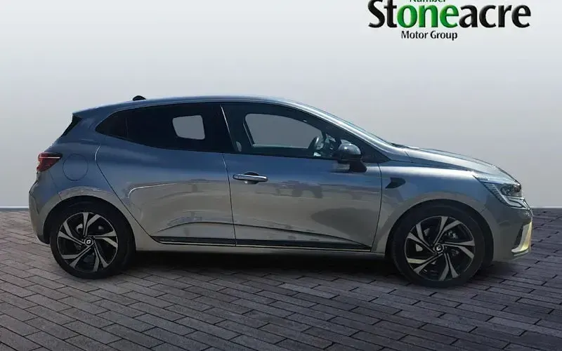 Used Renault Clio Engineered 145 HP (106 kW) 2023 Grey Hatchback