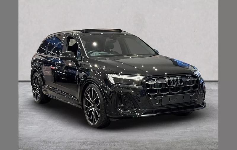 Other New 2025 Audi Q7 Comfort SUV | £77,799 (A bit pricey) - Image 1/4