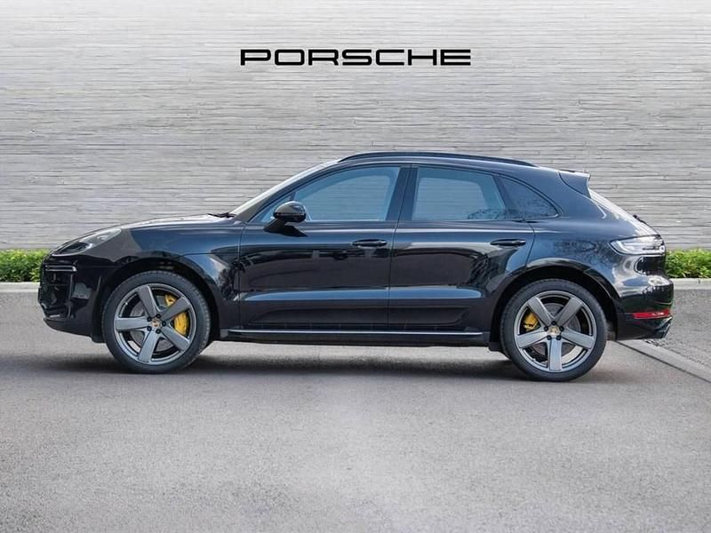 Used Porsche Macan Turbo 434 HP (319 kW) 2019 Black SUV