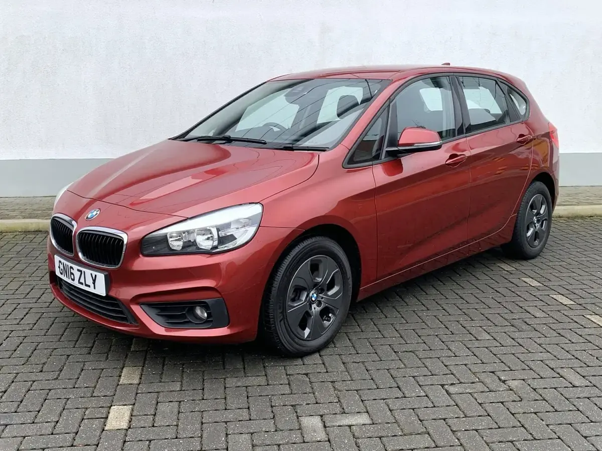 Used BMW 218 2016 Red Estate