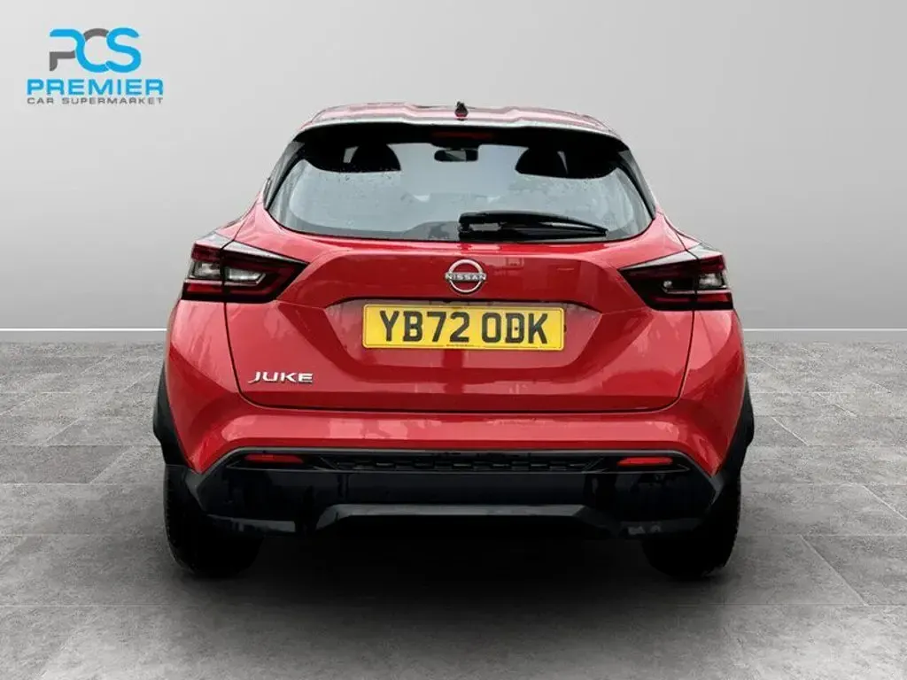 Used Nissan Juke Acenta 114 HP (83 kW) 2023 Red SUV