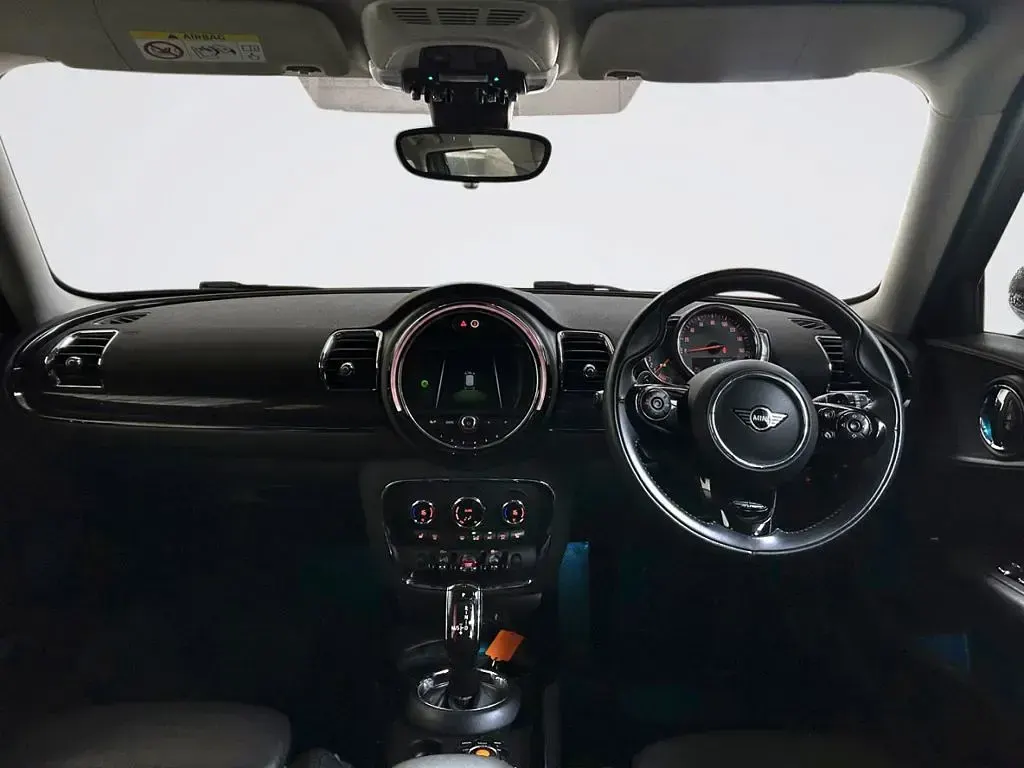 Used Mini Cooper Clubman Exclusive 192 HP (141 kW) 2020 Silver Estate