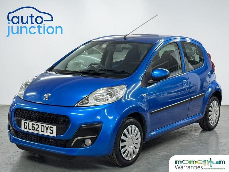 Begagnad Peugeot 107 Active 68 HK (50 kW) 2012 Blå Halvkombi