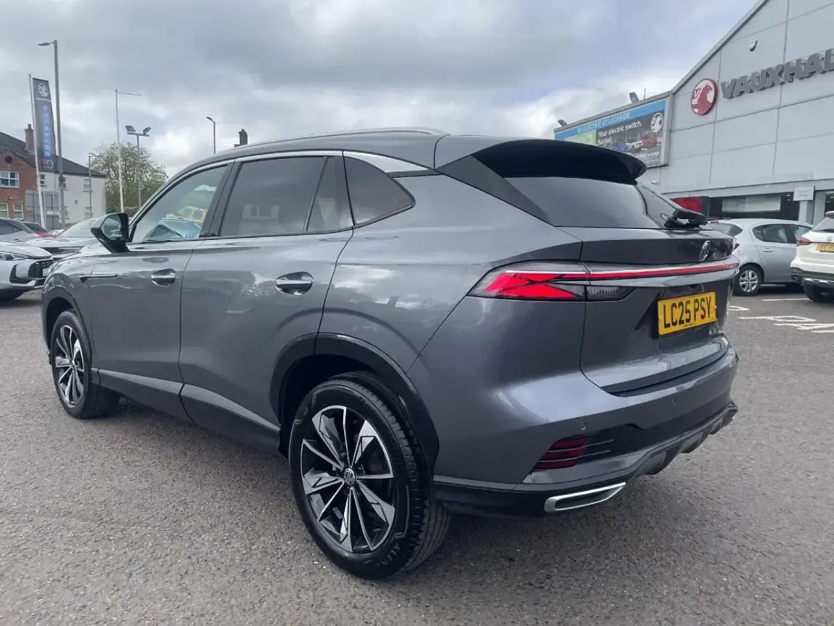 Used MG HS Trophy 167 HP (122 kW) 2025 Grey SUV