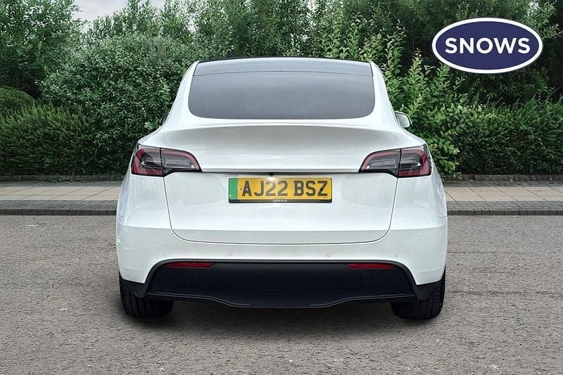 Used Tesla Model Y Long Range AWD 282 kW (384 HP) 2022 White SUV