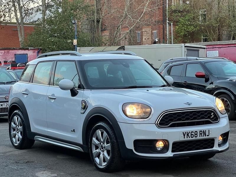 White Used 2019 Mini Cooper S Hatchback | £12,850 (Super price) - Image 1/4