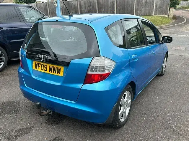 Used Honda Jazz ES 100 HP (73 kW) 2009 Blue Hatchback
