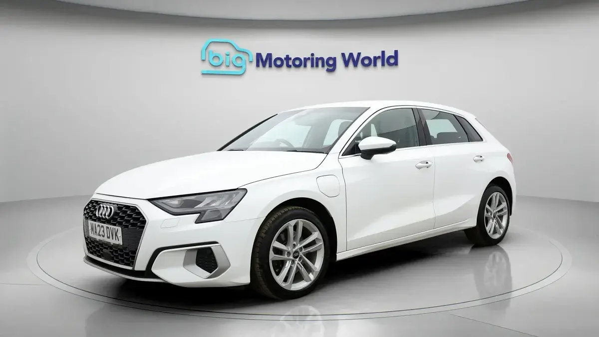 Used Audi A3 Sportback e-tron Sport 201 HP (147 kW) 2023 Hatchback