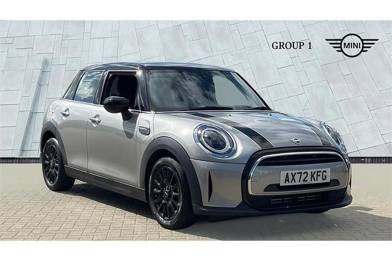 Used Mini Cooper Classic 136 HP (100 kW) 2023 Melting silver iii Hatchback