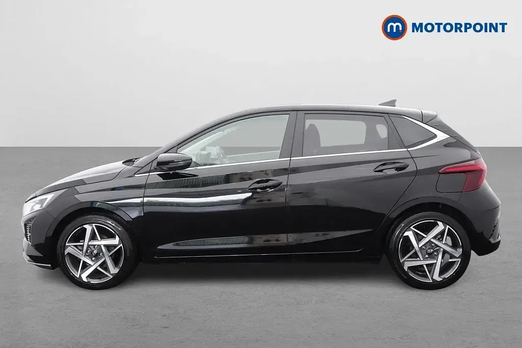 Used Hyundai i20 Ultimate 101 HP (74 kW) 2025 Black Hatchback