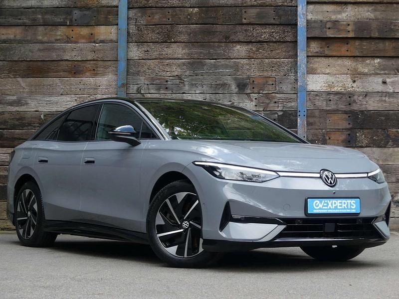 Grey Used 2024 VW ID.7 Pro Sedan | £27,000 (Good price) - Image 1/3