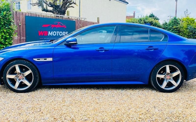 Second-hand Jaguar XE R-Sport 179 CP (131 kW) 2019 Berlinǎ