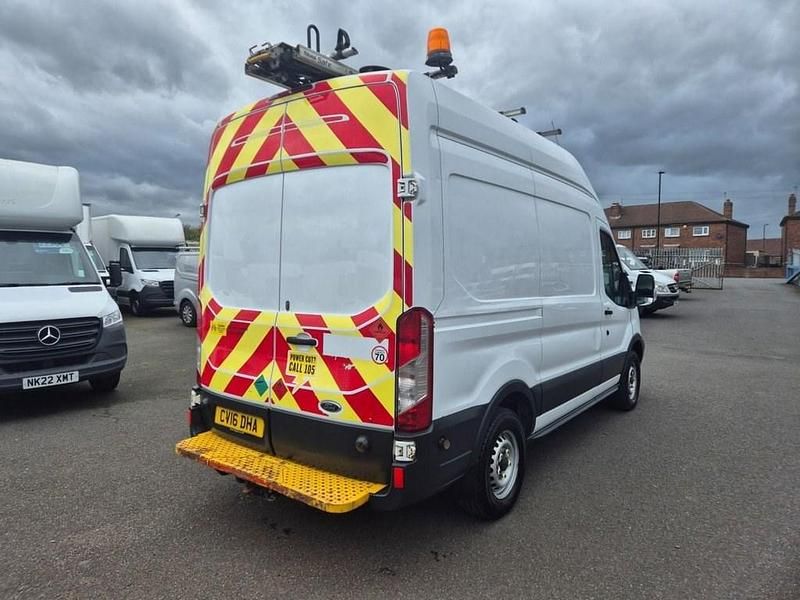 Usado Ford Transit 155 HP (114 kW) 2016 Branco Van