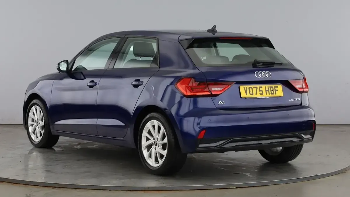 Used Audi A1 Sportback Sport 95 HP (69 kW) 2025 Navarra blue Hatchback