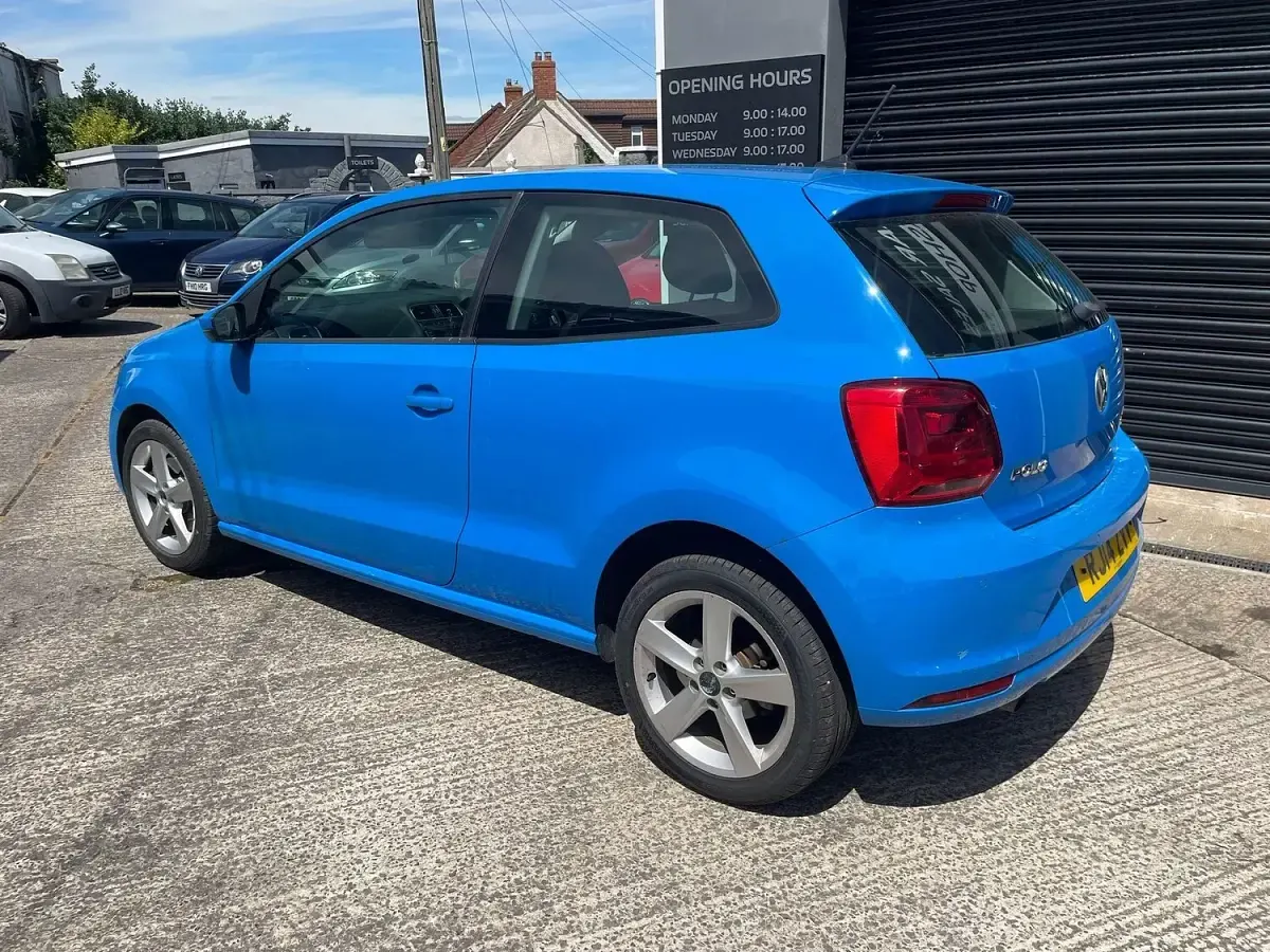 Used VW Polo SEL 2014 Blue Hatchback