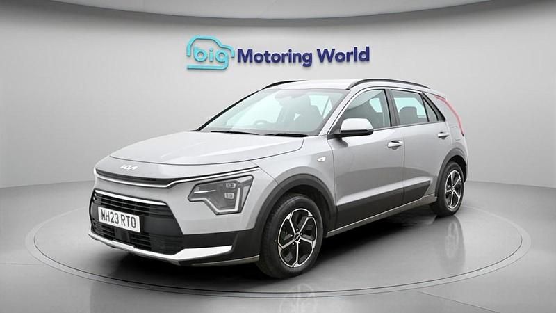 Used Kia Niro 139 HP (102 kW) 2023 Grey SUV