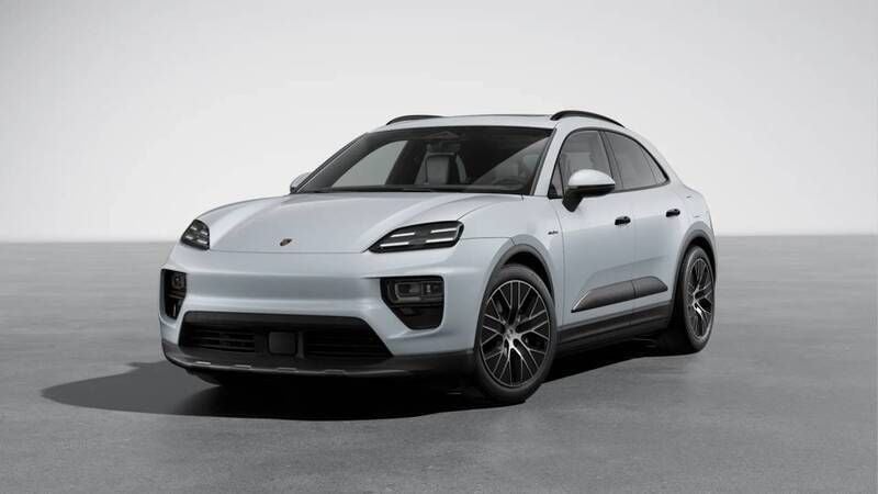 Ice grey metallic Used 2025 Porsche Macan 4 Electric SUV | £73,990 - Image 1/4
