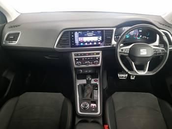 Begagnad Seat Ateca 4Drive 190 HK (139 kW) 2023 Vit SUV