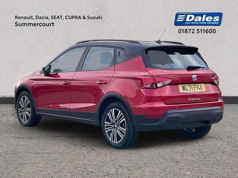 Used Seat Arona SE Technology 2022 Desire red with black roof SUV