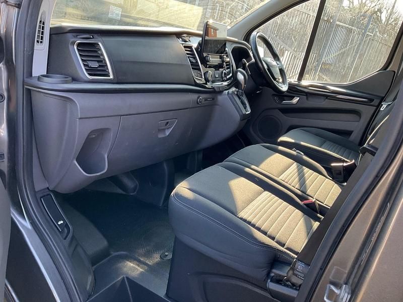 Used Ford Transit Custom Limited 170 HP (125 kW) 2020 Grey Van
