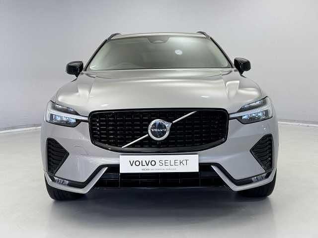 Usado Volvo XC60 Plus 194 HP (142 kW) 2024 SUV