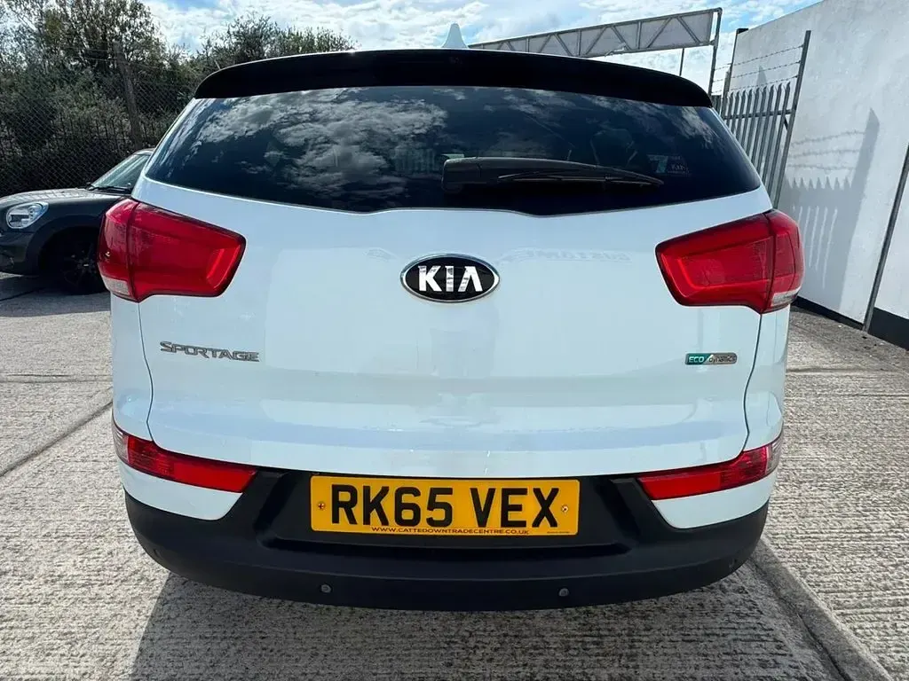 Used Kia Sportage 133 HP (97 kW) 2015 White SUV