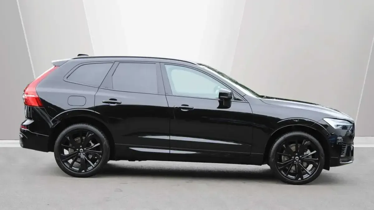 Used Volvo XC60 Plus 250 HP (183 kW) 2025 SUV