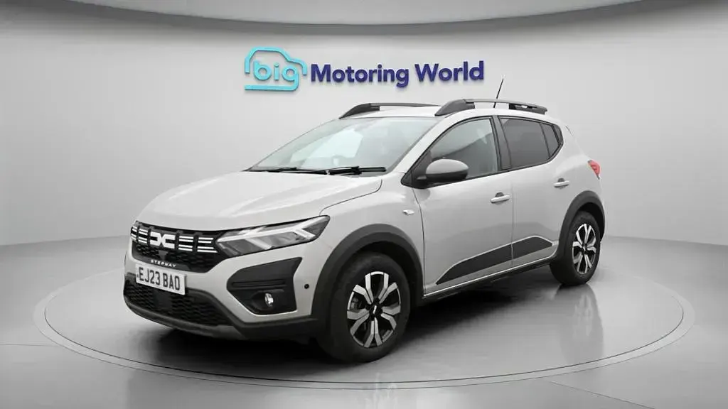 Used Dacia Sandero Journey 90 HP (66 kW) 2023 Grey Hatchback