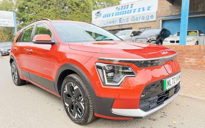 Used 2023 Kia e-Niro SUV | £18,995 (Super price) - Image 1/4