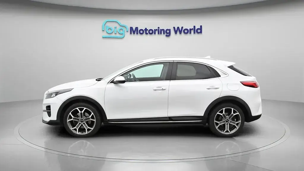 Begagnad Kia XCeed 158 HK (116 kW) 2022 Vit SUV