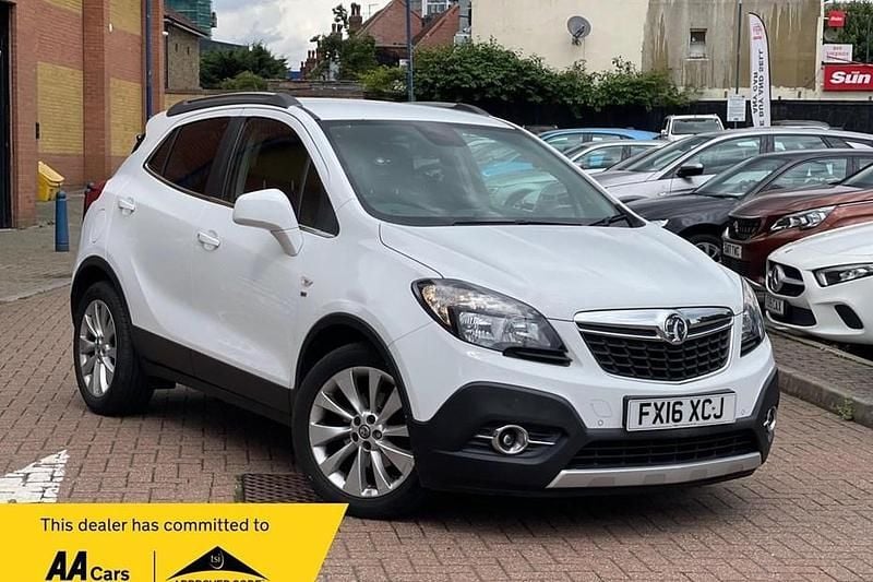 White Used 2016 Vauxhall Mokka SUV | £7,995 (Fair price) - Image 1/1