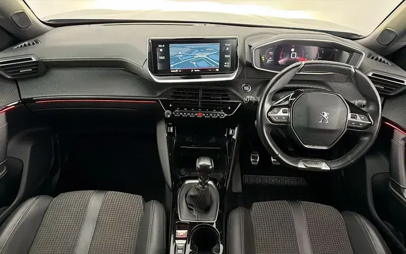 Used Peugeot 2008 GT 131 HP (96 kW) 2021 Grey SUV