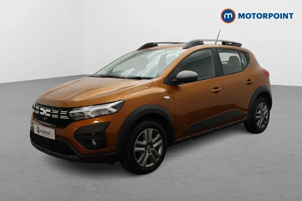 Used Dacia Sandero Expression 2023 Orange Hatchback