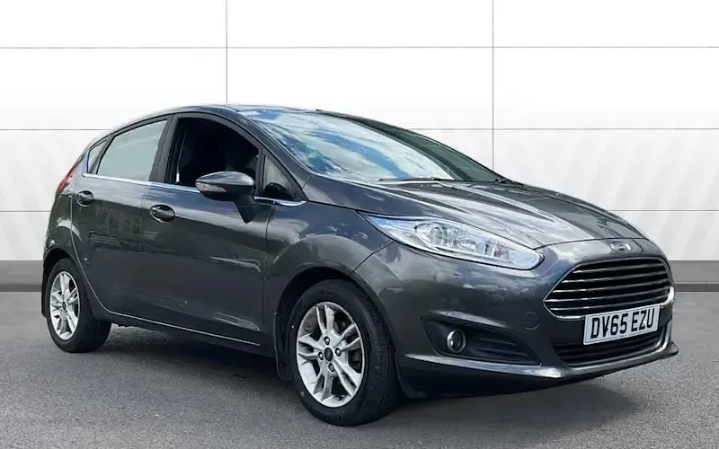 Usado Ford Fiesta Zetec 101 HP (74 kW) 2017 Citadino