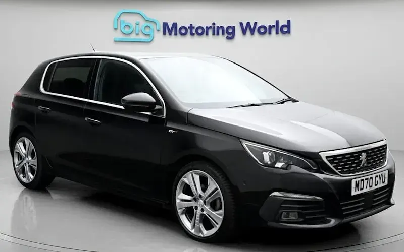 Usado Peugeot 308 Premium 131 HP (96 kW) 2021 Citadino