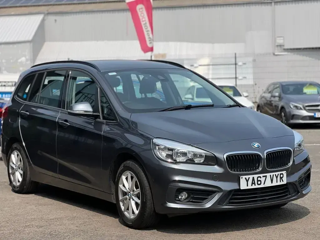 Used BMW 218 Impressive 150 HP (110 kW) 2018 Grey Estate