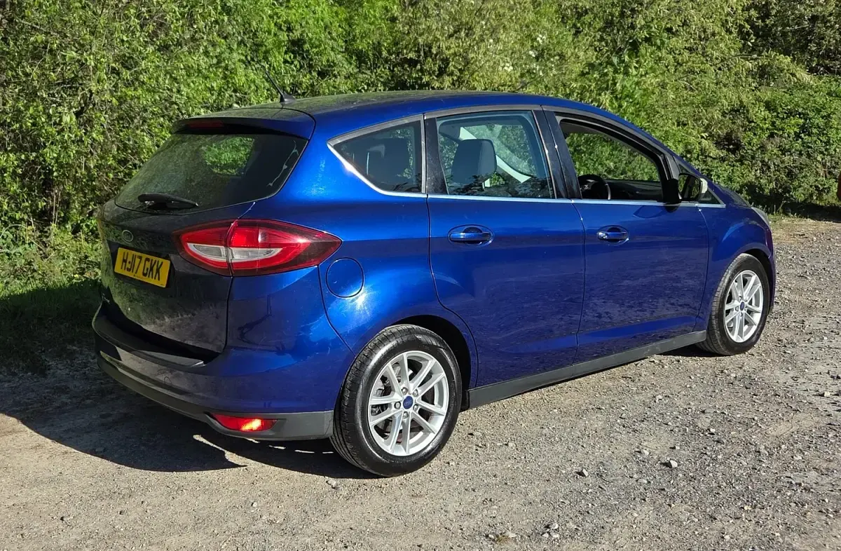 Used Ford C-MAX Zetec 2017 Blue MPV