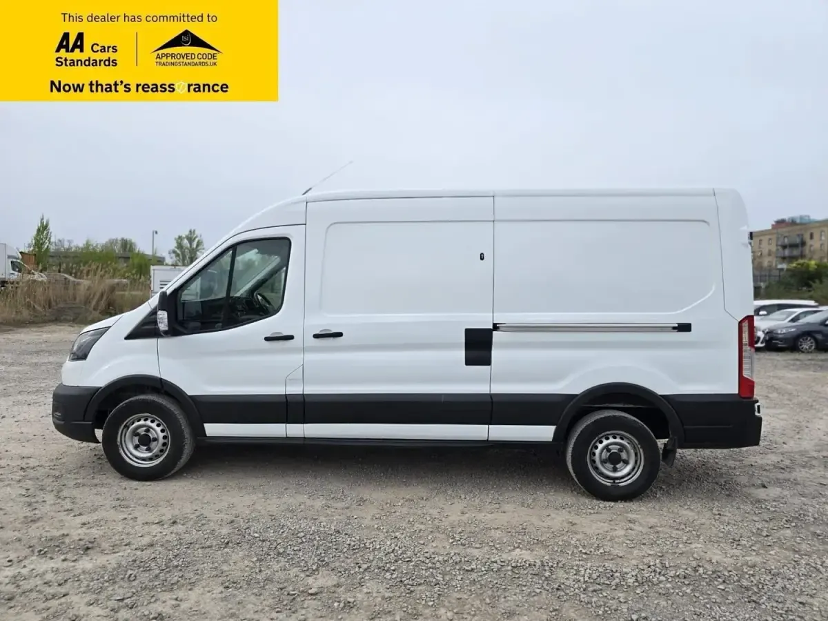 Usado Ford Transit S 2022 Blanco Van
