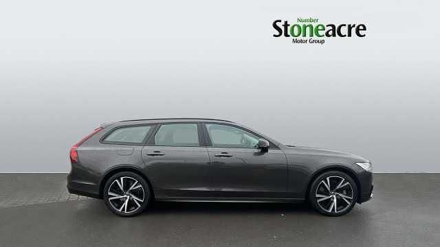 Used Volvo V90 Plus 194 HP (142 kW) 2023 Estate