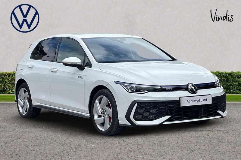White Used 2024 VW Golf VIII GTE Hatchback | £30,567 (Expensive) - Image 1/4